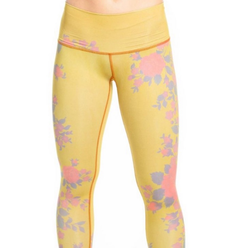 Worn Once TEEKI Gold Leggings Hot Pants szSM